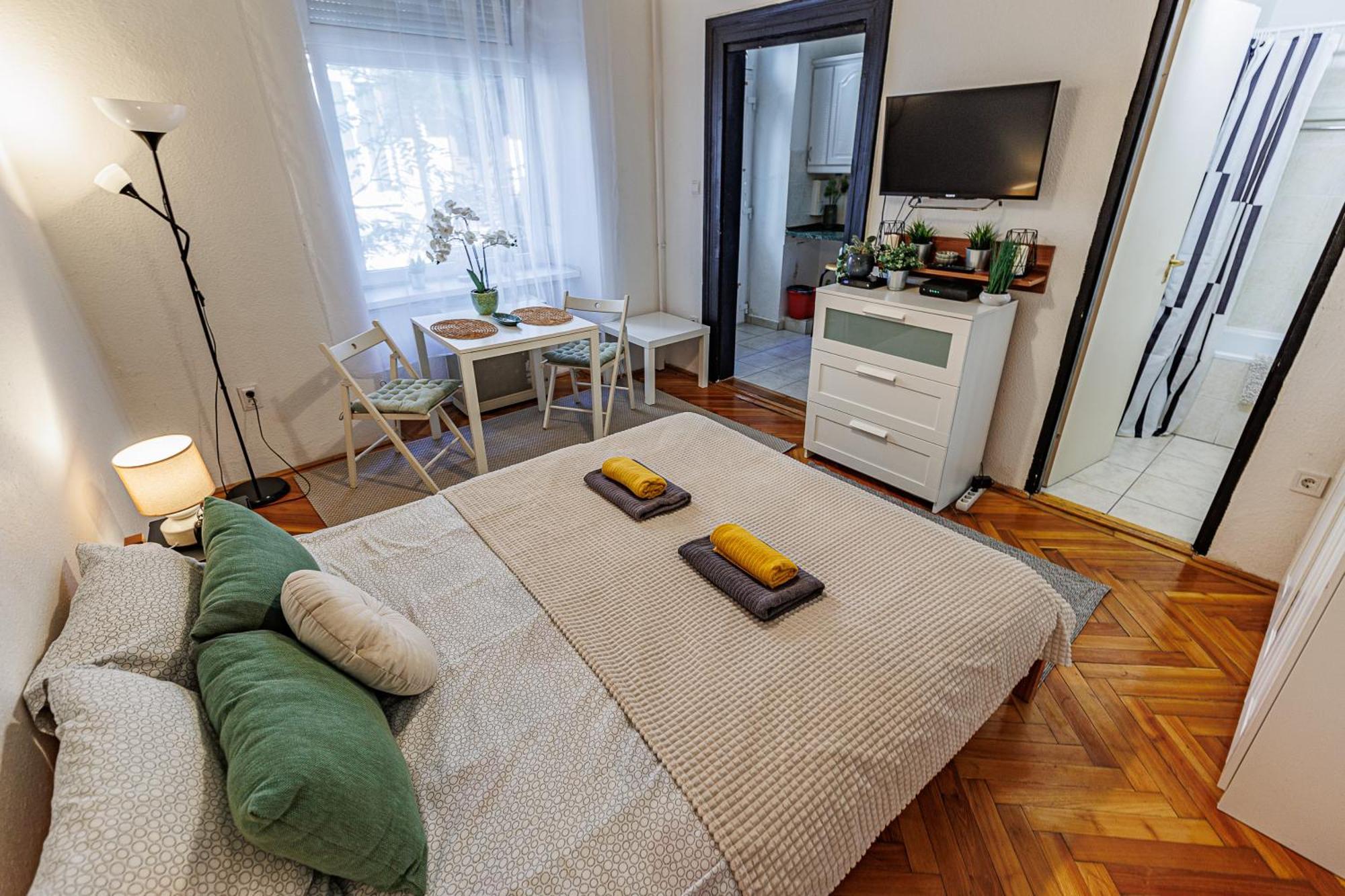 Beat Of The - Cozy Downtown Apartmán